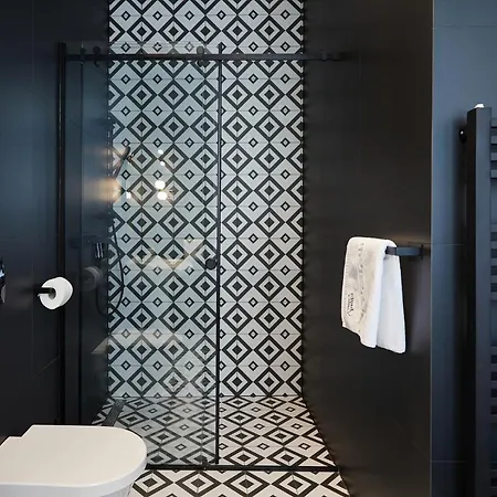 Apartment Pierrot & Pierrette Gajeva 6