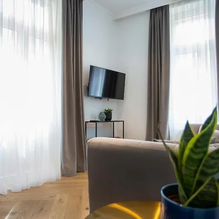Pierrot & Pierrette Gajeva 6 Apartment Zagreb
