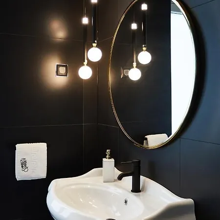 Apartment Pierrot & Pierrette Gajeva 6